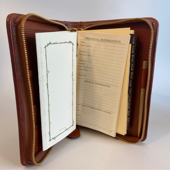 DOONEY & BOURKE AWL Black Leather Zip Around AGENDA Vintage 8 x 5.5 PLANNER - Picture 6 of 9